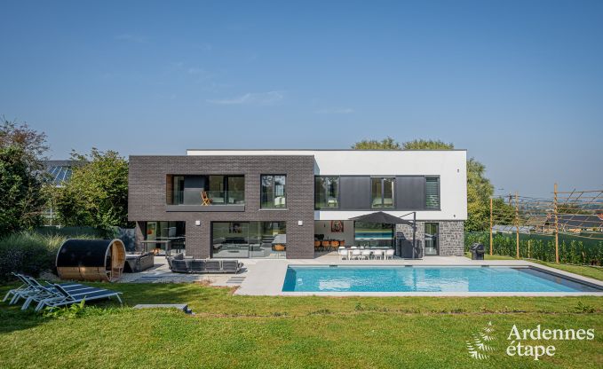 Luxury villa in Assesse for 14 persons in the Ardennes