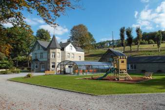 Luxury villa in Durbuy for 15 persons in the Ardennes