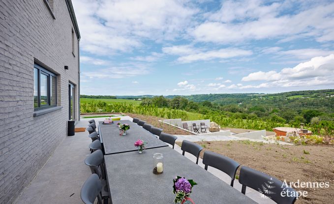 Modern holiday home with 5 bedrooms in Ferrires, Ardennes