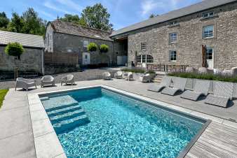 Holiday home for 14 people with swimming pool in Man, near Durbuy