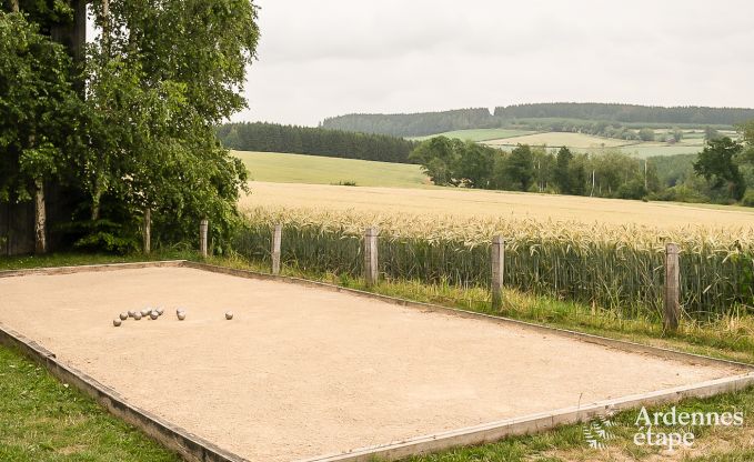 Luxury villa in Houffalize: accommodation for 22 people with pool, sauna, and garden in the Ardennes