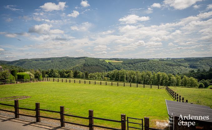 Modern holiday home with 5 bedrooms in Rochehaut, Ardennes