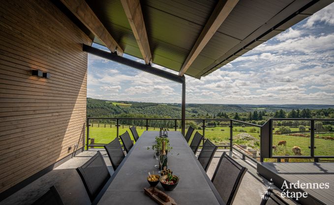 Modern holiday home with 5 bedrooms in Rochehaut, Ardennes