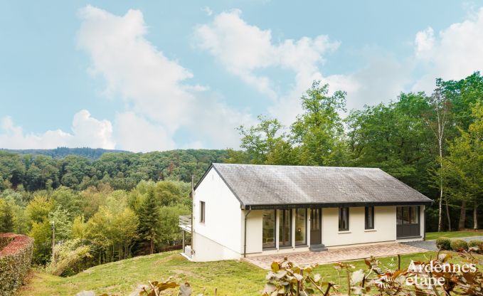 Modern holiday home in Rochehaut in the Ardennes