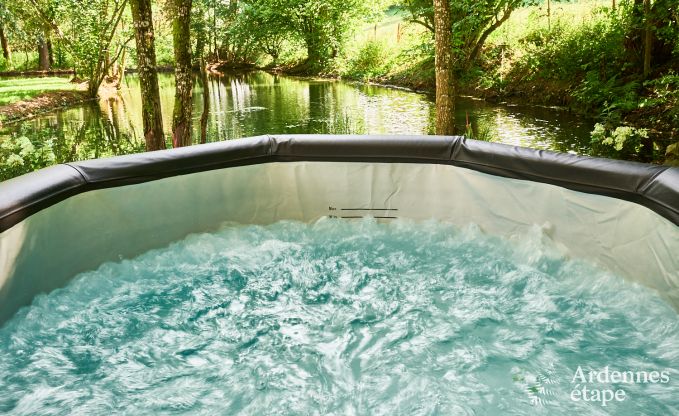 Remote chalet by pond in Saint-Hubert, Ardennes