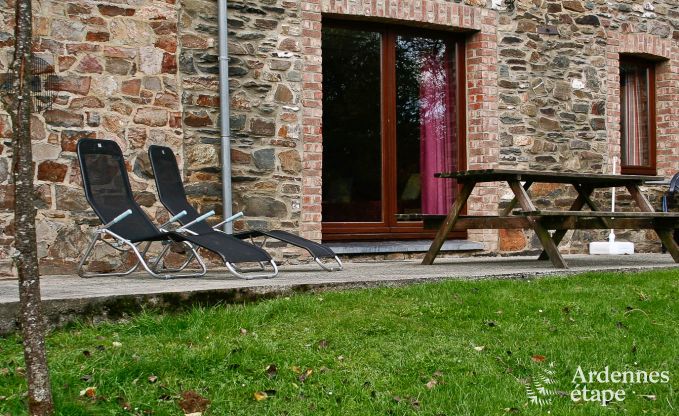 Holiday home in Sainte-Ode: haven of peace in the Ardennes for 6 people with modern amenities