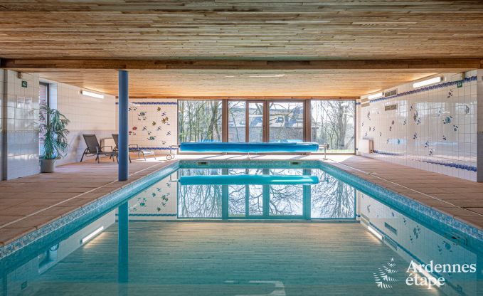 Luxurious and dog-friendly holiday home with swimming pool in Sainte-Ode, Ardennes