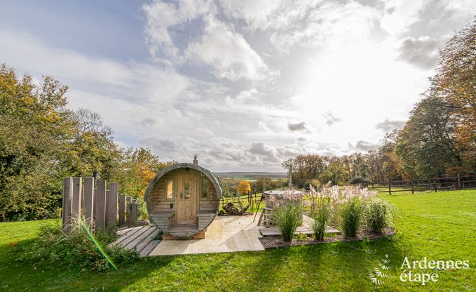 Unforgettable stay in Villers-en-Fagne: Holiday home with sauna, jacuzzi and breathtaking view in the Ardennes.