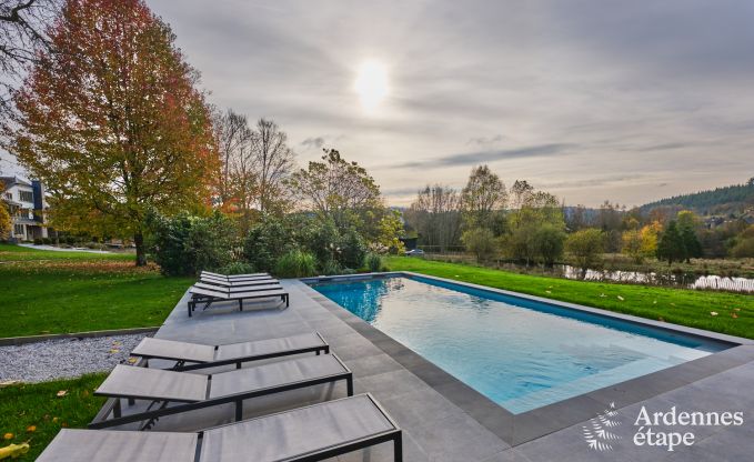 Castle in Vresse-sur-Semois for 15 persons in the Ardennes